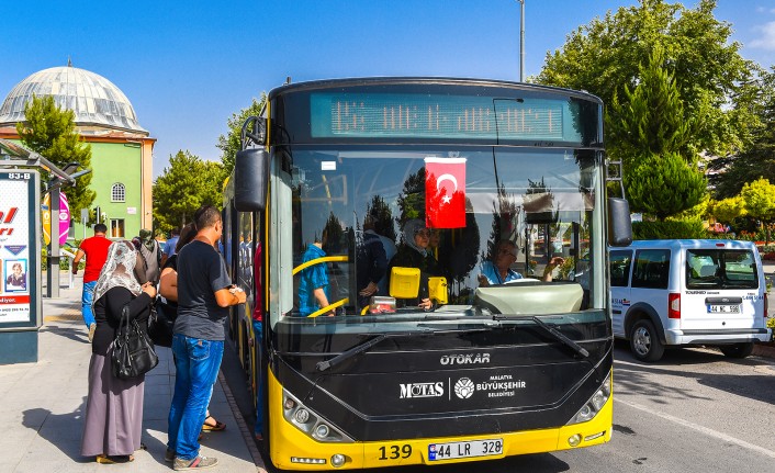 YKS’ye Girecek Öğrencilere Ulaşım Ücretsiz