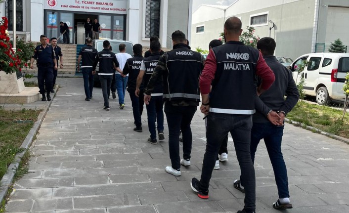 Malatya'da 17 Zehir Taciri Tutuklandı