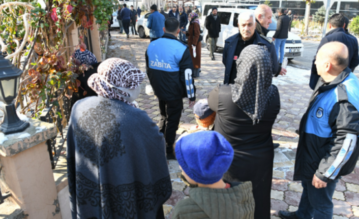 Yeşilyurt Zabıta Ekipleri Dilencilere Göz Açtırmıyor