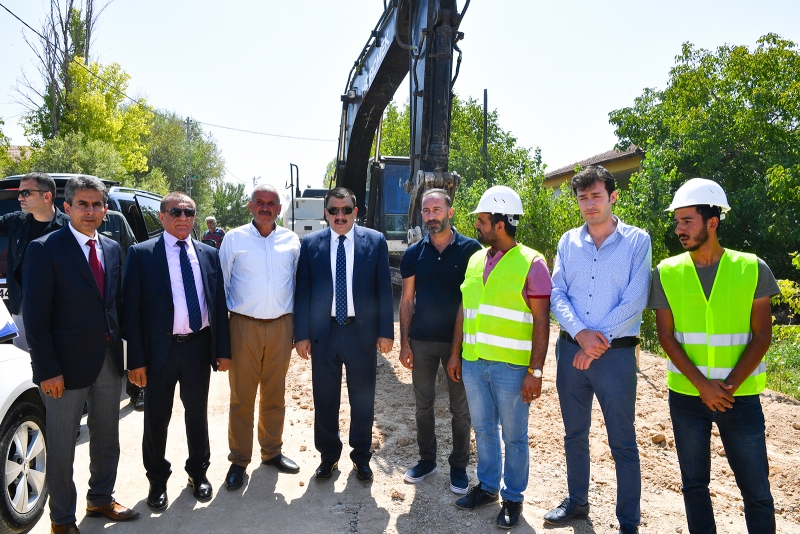 Şahnahan Mahallesinde 60 km’lik altyapı yatırımı bitmek üzere