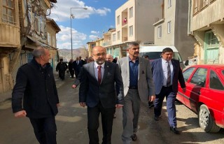 İyi Parti Malatya İl Başkanı Ömer Sezai Altaş,...