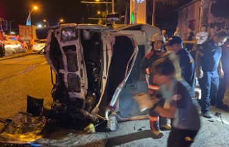 Malatya'da Servis Minibüsü Devrildi: 1 ölü, 13 yaralı